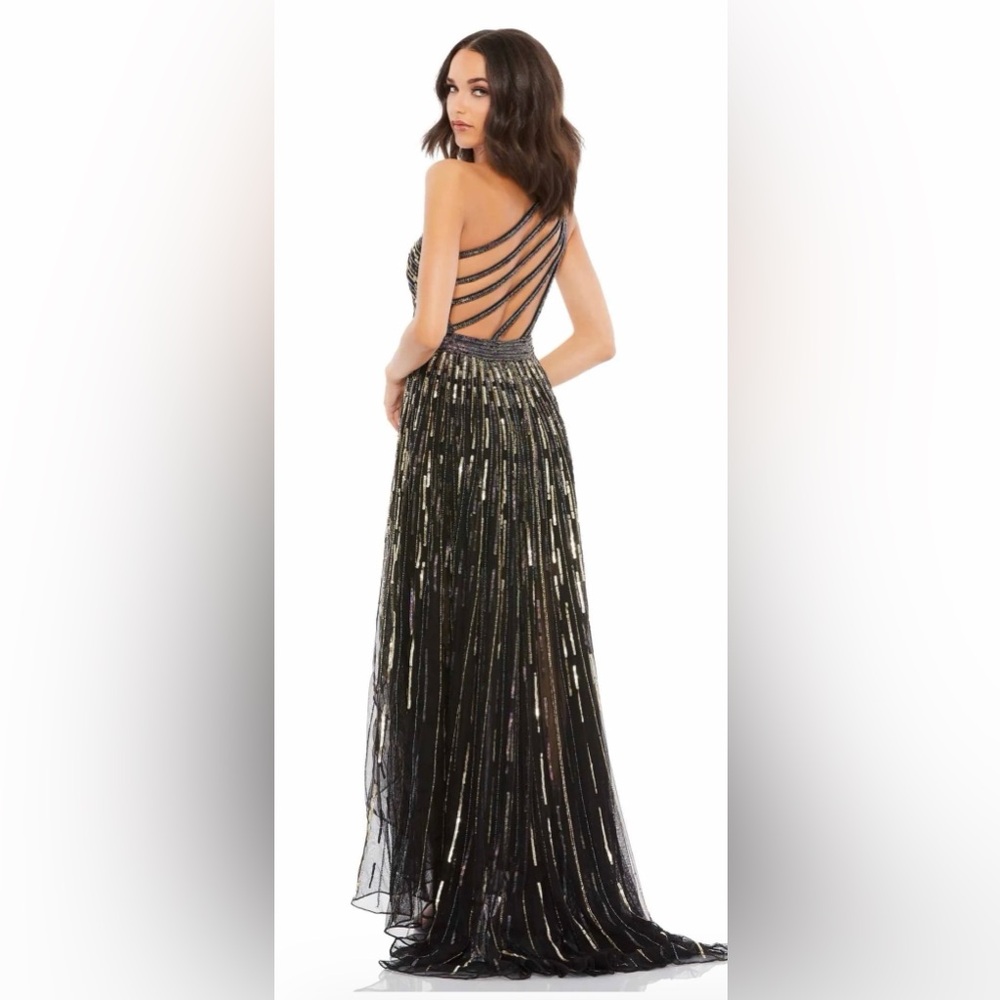 Mac Duggal Black and Gold One-Shoulder High-Low Evening Gown - Picture 2 of 16
